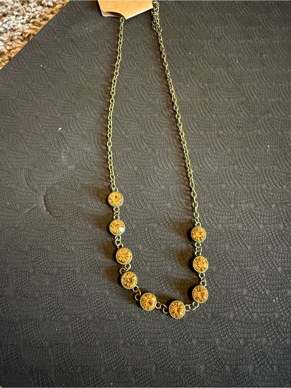Delicate Gold-Tone Sunburst Pendant Necklace 2